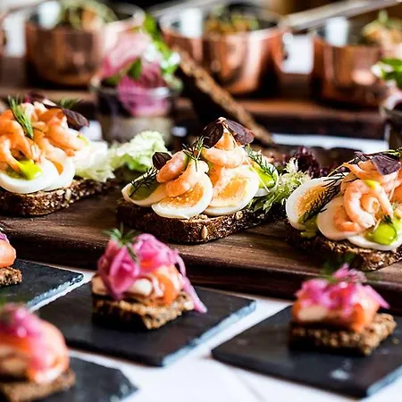 First Grand Hotel 4*