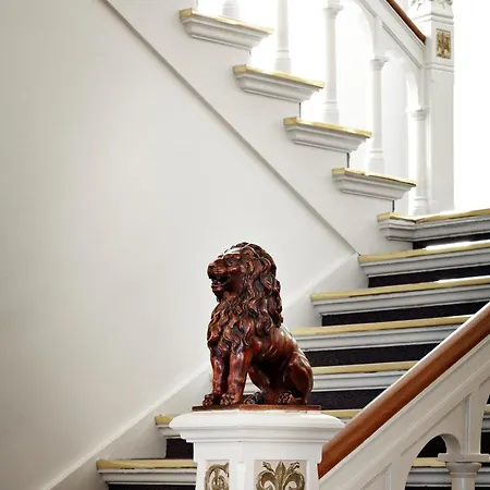 First Grand Hotel 4*