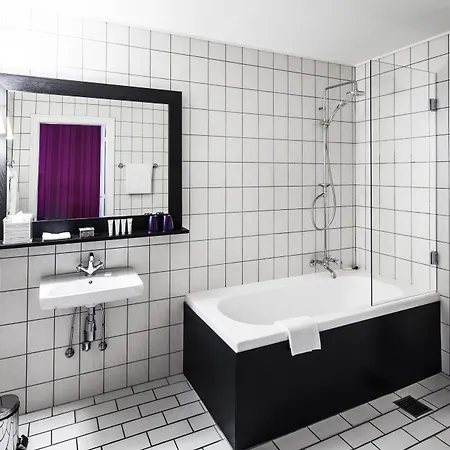 First Grand Hotel 4*