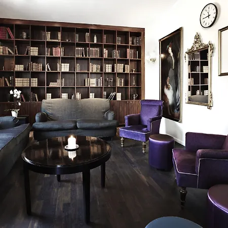 First Grand Hotel 4*