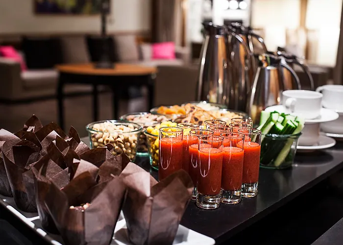 Hotell First Grand 4*