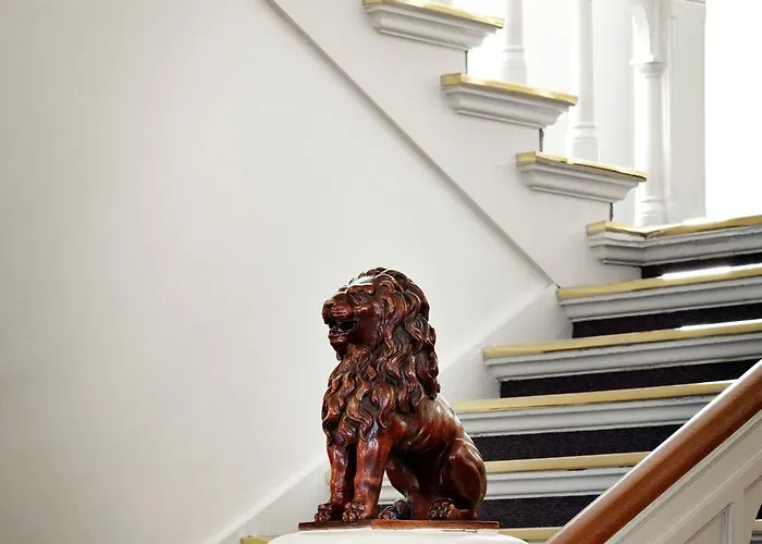 First Grand Hotell 4*