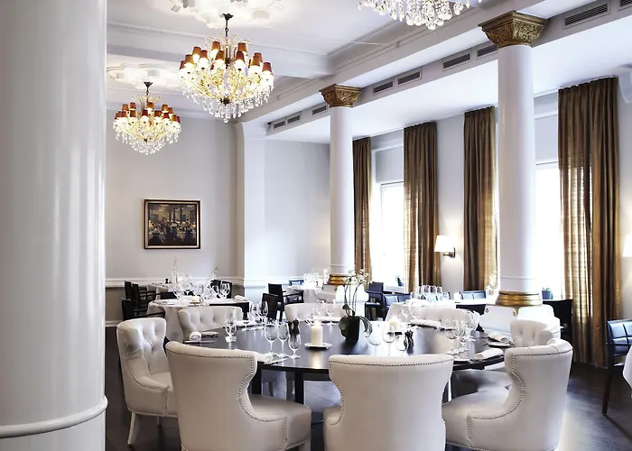 First Grand Hotell 4*