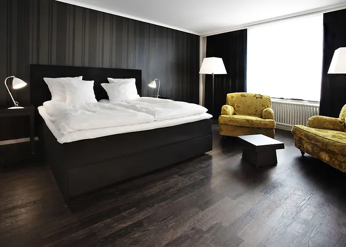 First Grand Hotell 4*