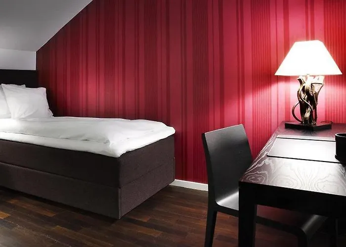 Hotell First Grand 4*